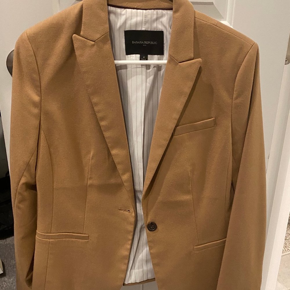 Banana Republic Tan Blazer